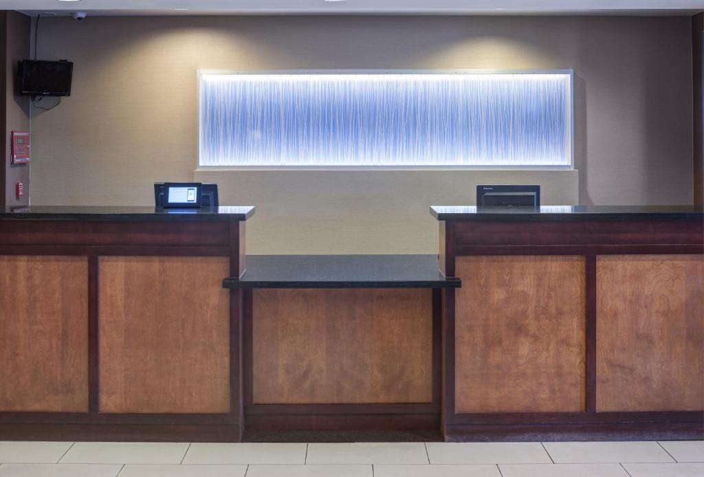 Fairfield Inn and Suites Phoenix Chandler Fashion Center image 6